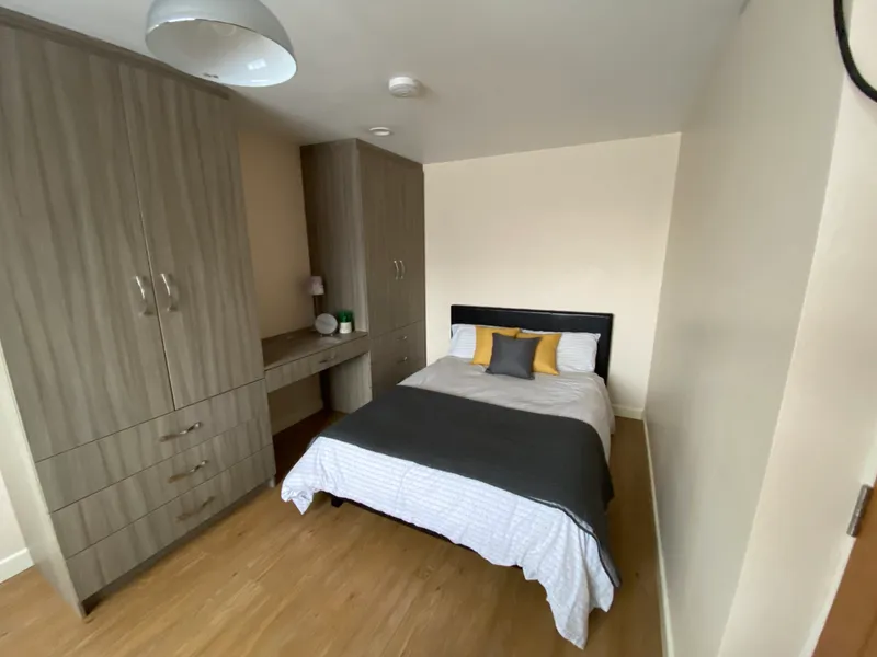 5 Bed Student House // Aug 2026 - Image 11